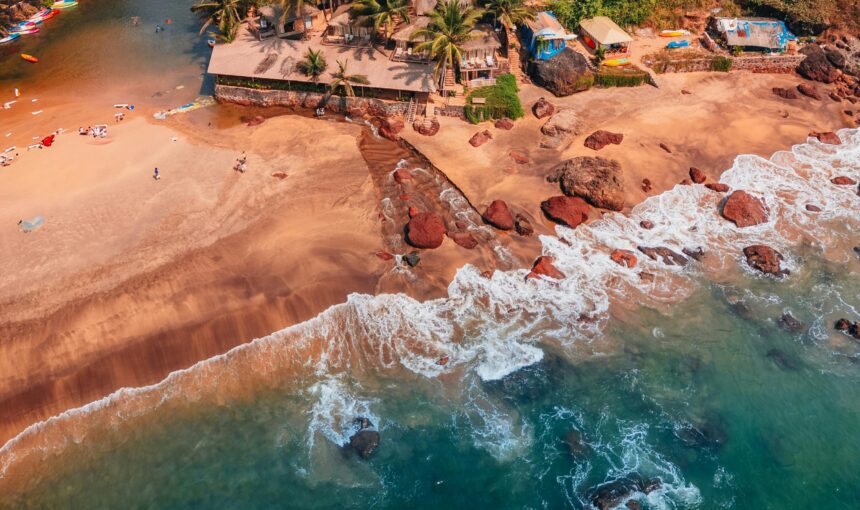 Living by the Pace of the Sea